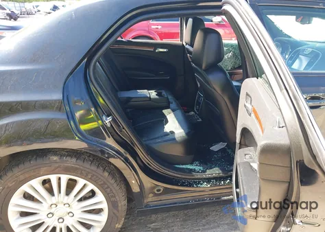 2013 Chrysler 300 Motown from USA, damaged, VIN 2C3CCARG6DH733301